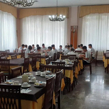 Fleming Hotel